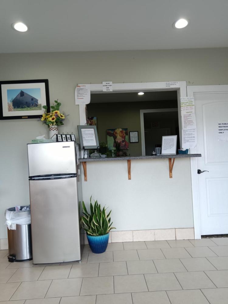 HiWay Inn Express